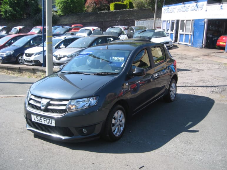 DACIA SANDERO