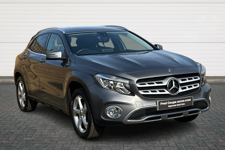 MERCEDES-BENZ GLA