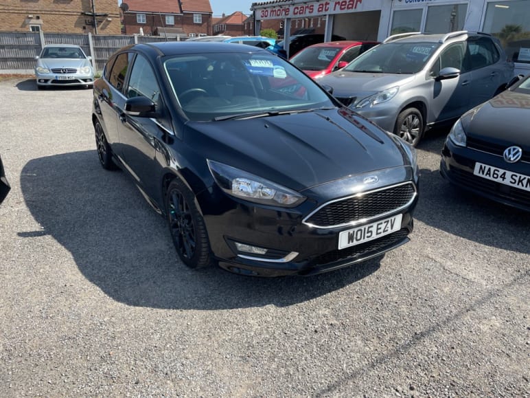 FORD FOCUS