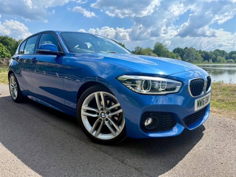 BMW 1 SERIES