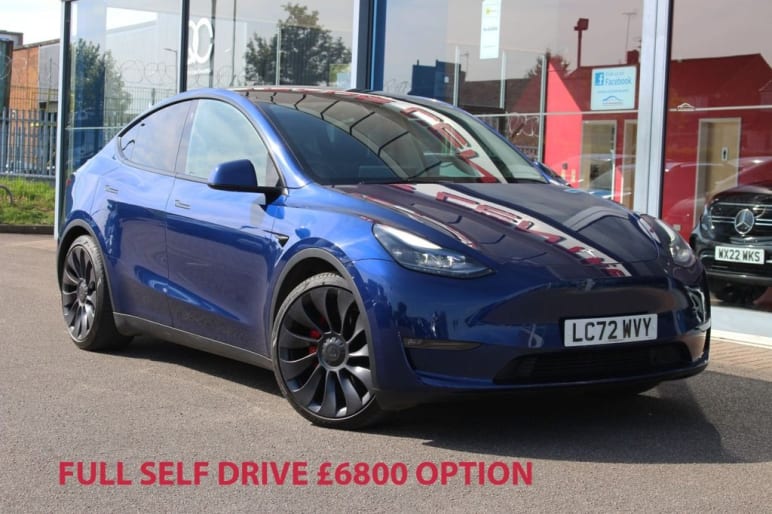TESLA MODEL Y