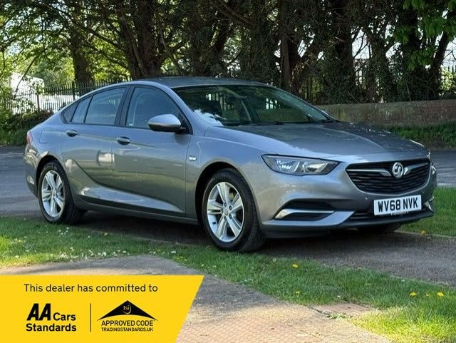 VAUXHALL INSIGNIA