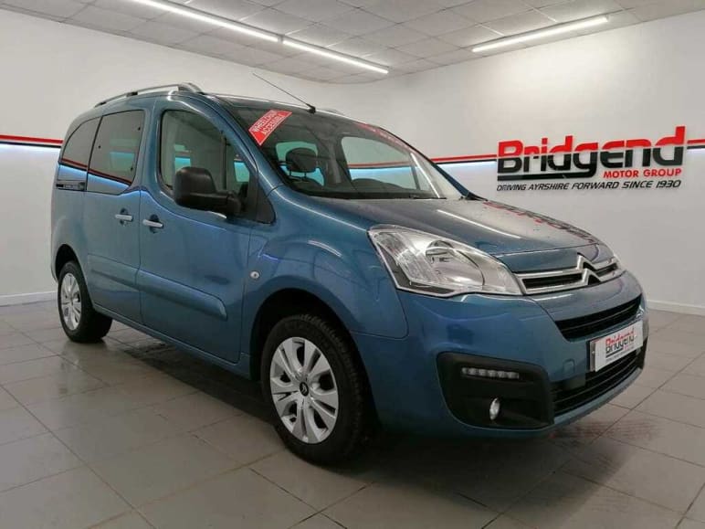 1.6 BlueHDi Feel Edition Multispace 3 Seats 5dr