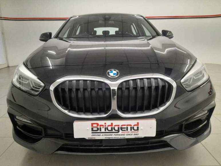 BMW 1 SERIES
