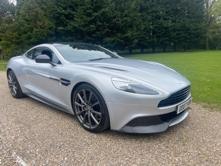 ASTON MARTIN VANQUISH
