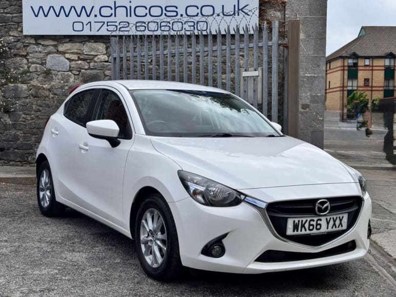 MAZDA 2