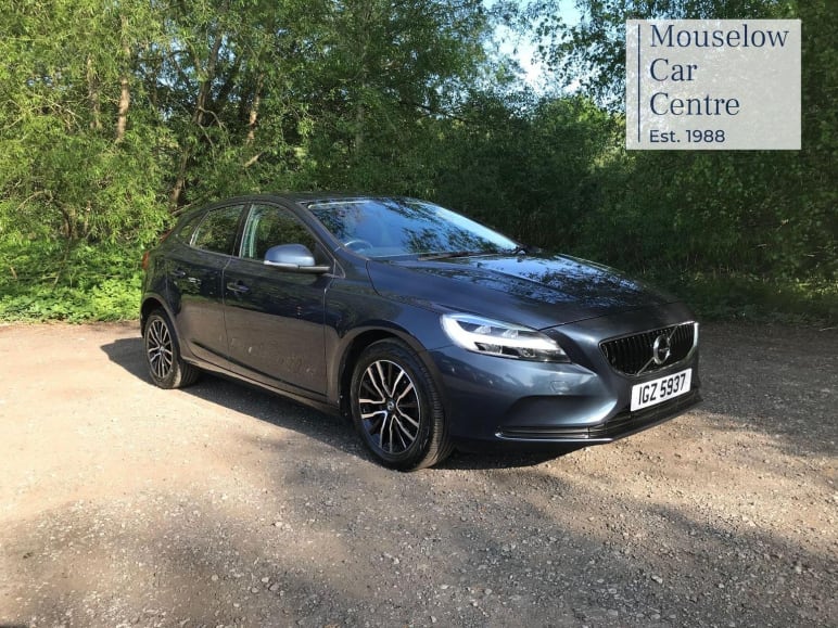 VOLVO V40