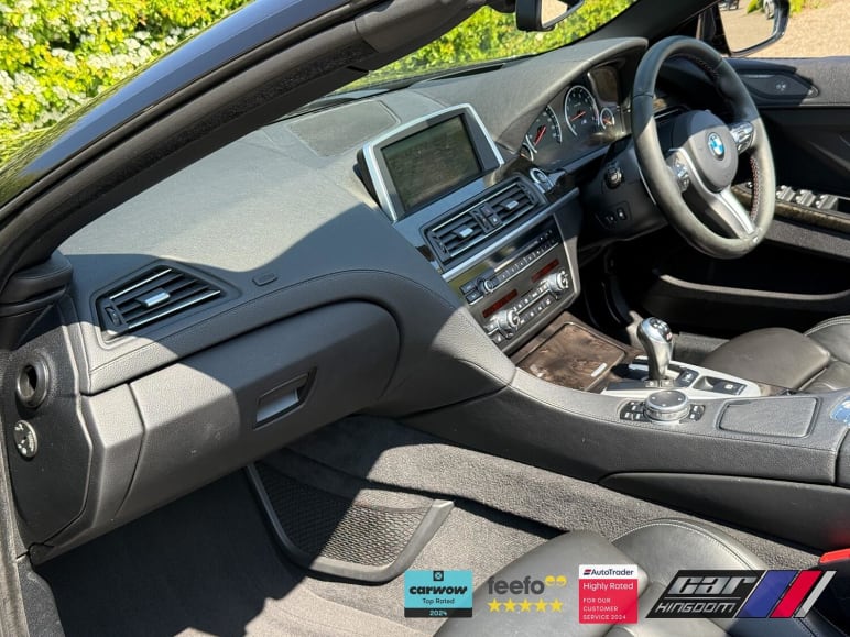 4.4 M6 Convertible Competition