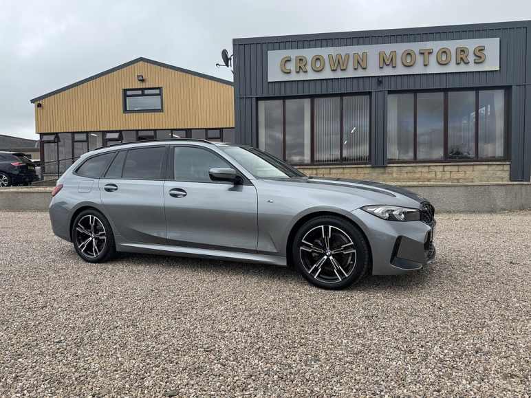 BMW 3 SERIES