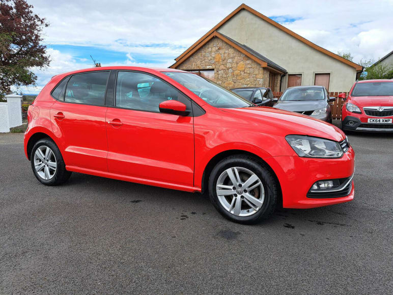 VOLKSWAGEN POLO