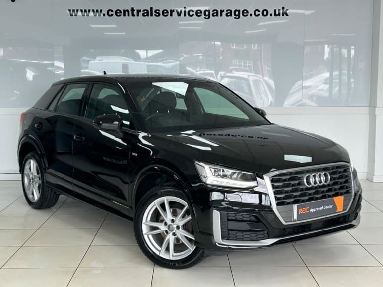 AUDI Q2