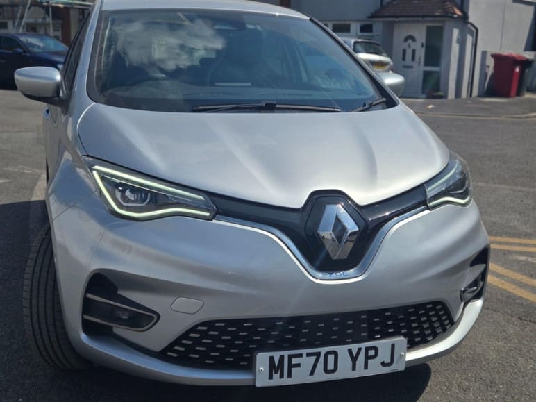 RENAULT ZOE