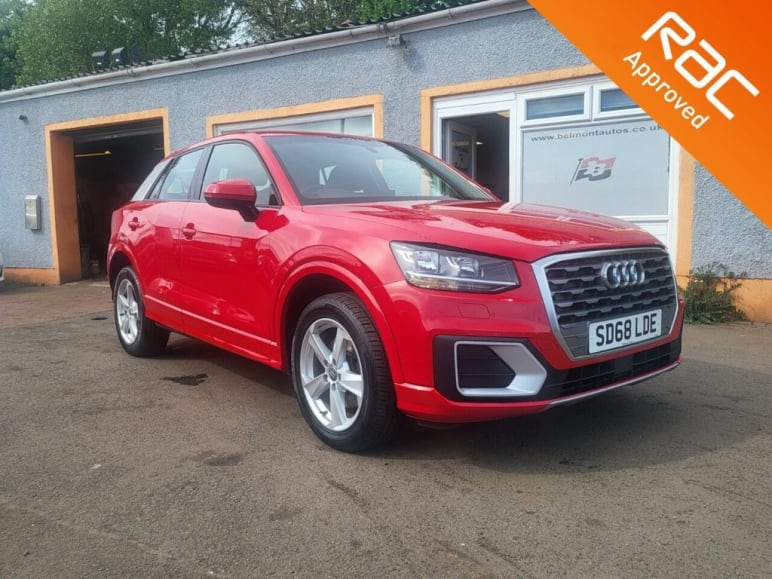 AUDI Q2