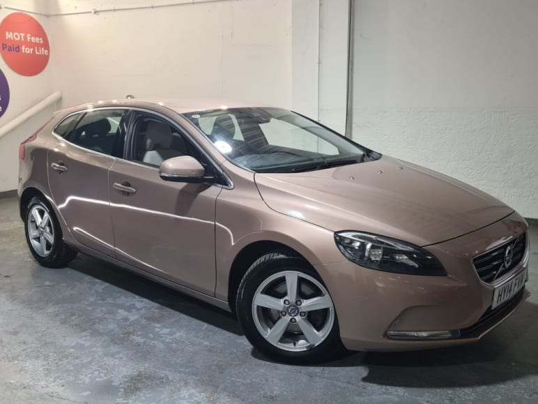 Volvo V40