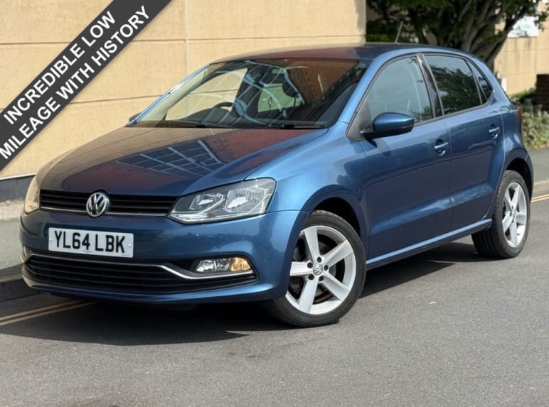 VOLKSWAGEN POLO