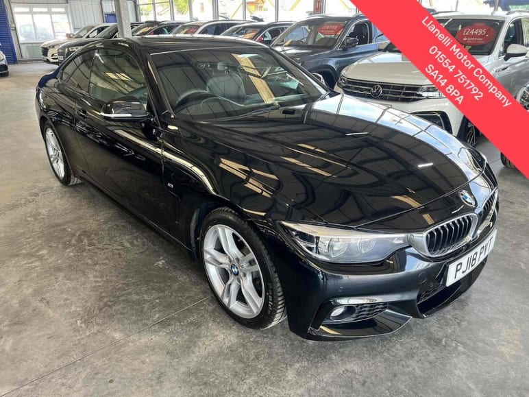 BMW 4 SERIES