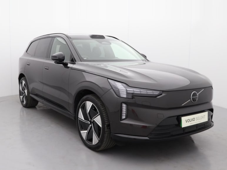 VOLVO EX90
