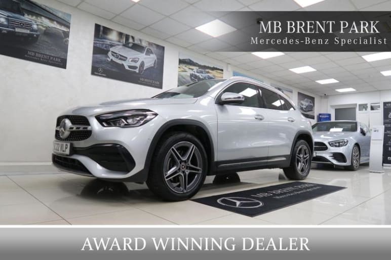 MERCEDES-BENZ GLA