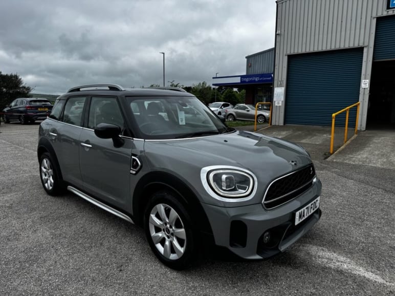 MINI COUNTRYMAN