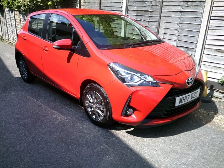 TOYOTA YARIS