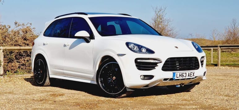 PORSCHE CAYENNE
