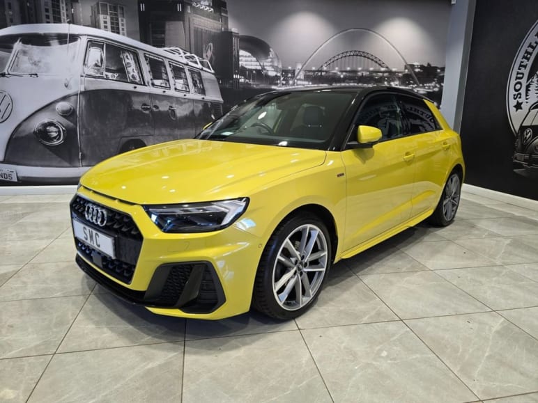 AUDI A1