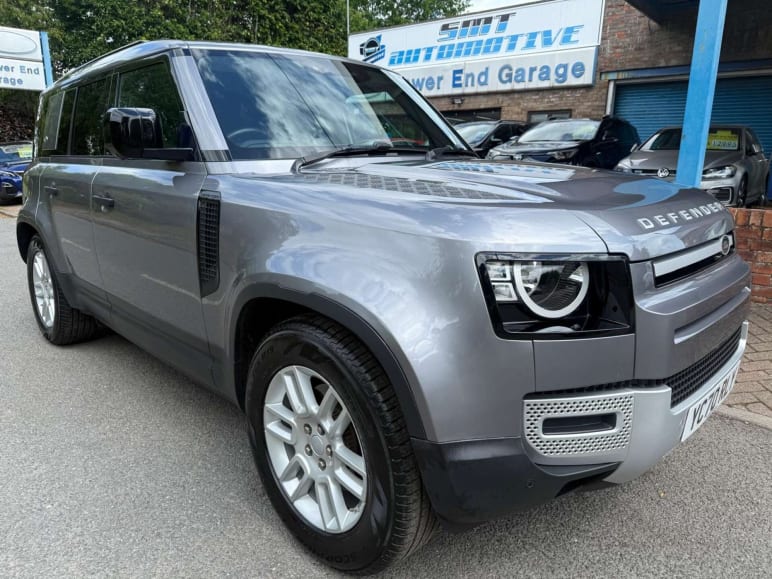 LAND ROVER DEFENDER