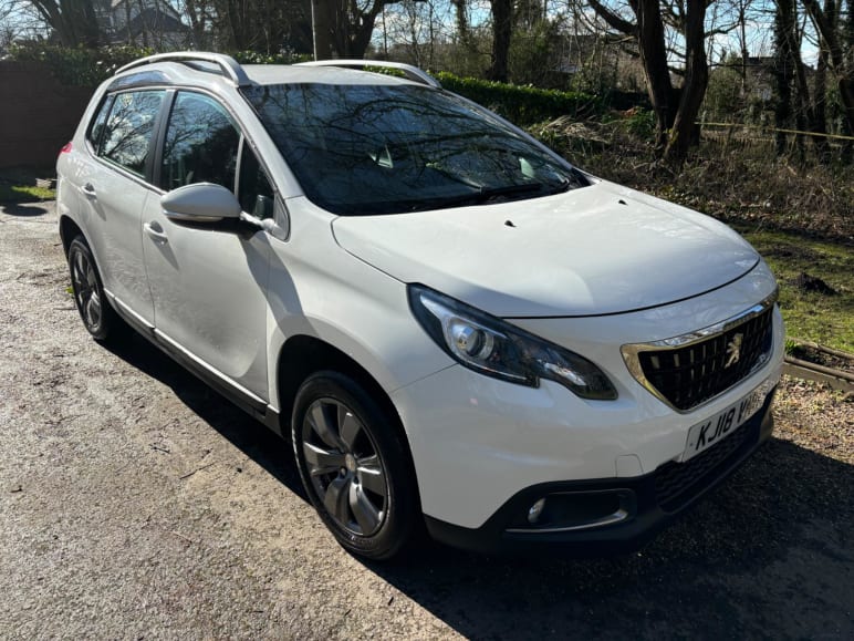 PEUGEOT 2008