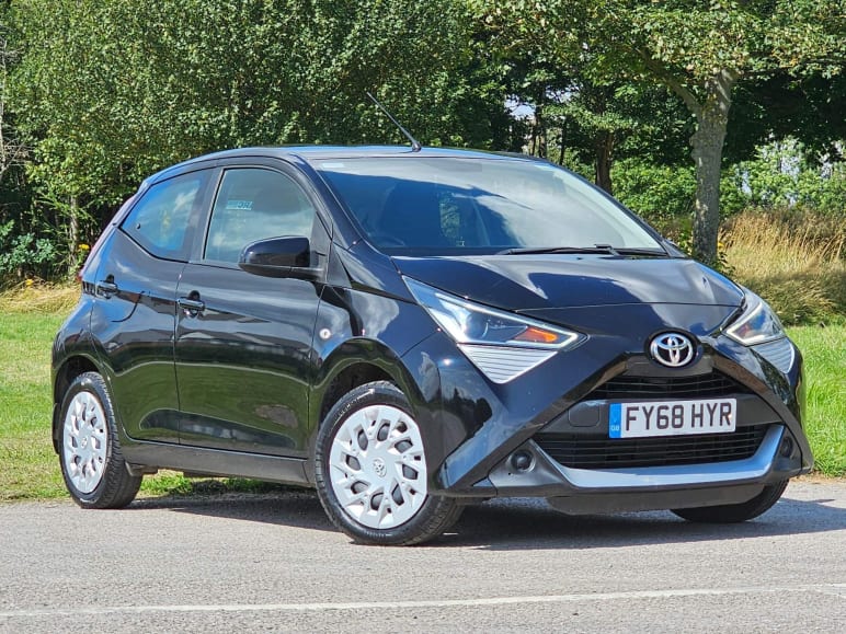 TOYOTA AYGO