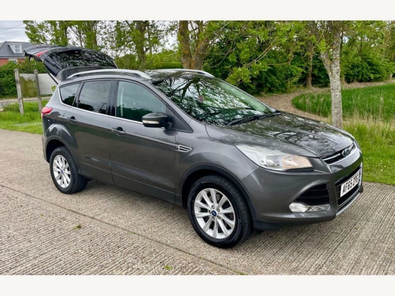 FORD KUGA