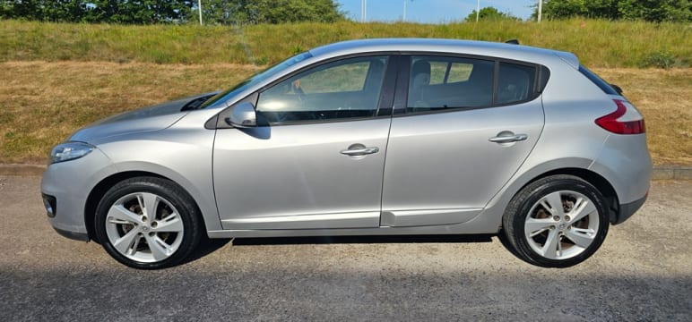 RENAULT MEGANE