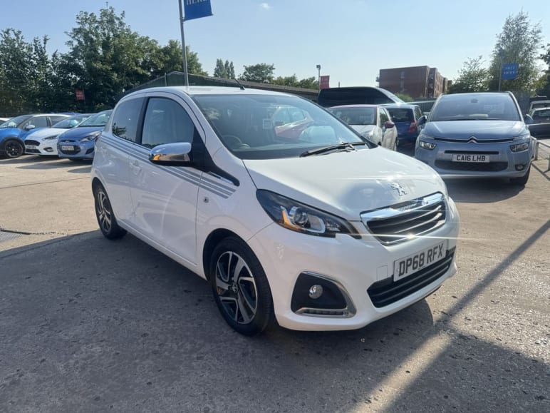 PEUGEOT 108