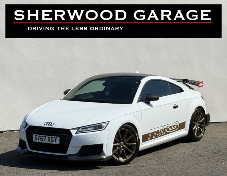 AUDI TT