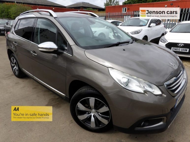PEUGEOT 2008