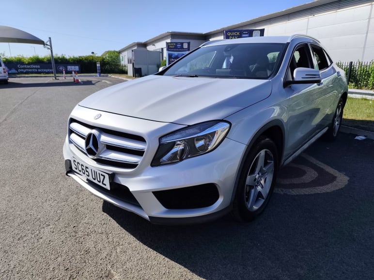 MERCEDES-BENZ GLA