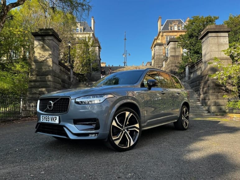 VOLVO XC90