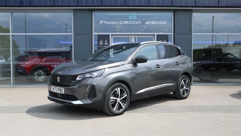 PEUGEOT 3008