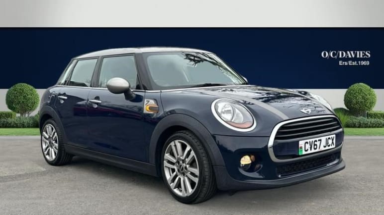 MINI HATCHBACK