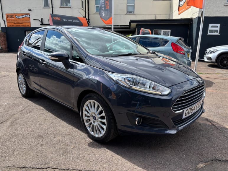 FORD FIESTA