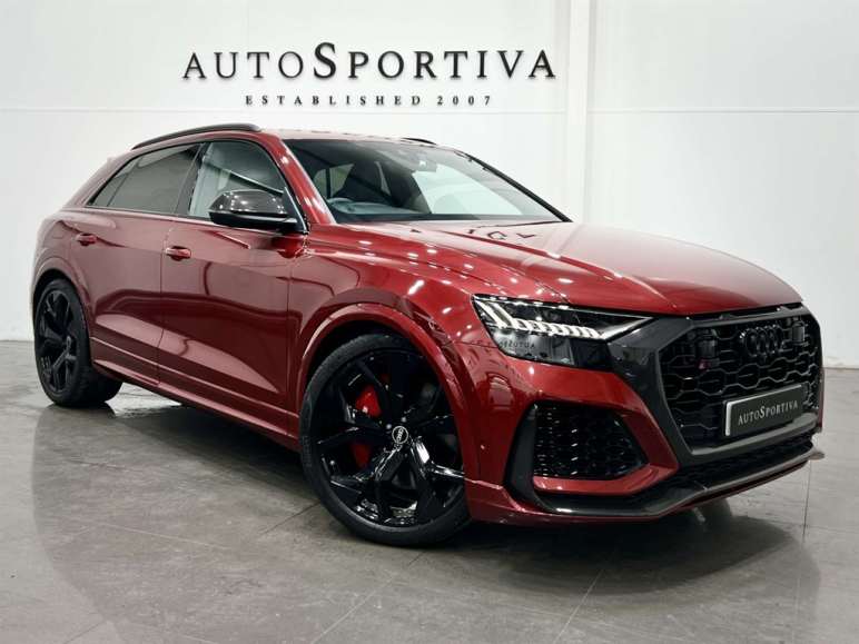AUDI RS Q8