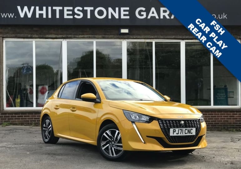 PEUGEOT 208