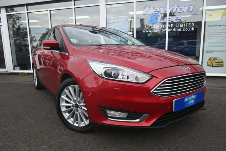 FORD FOCUS