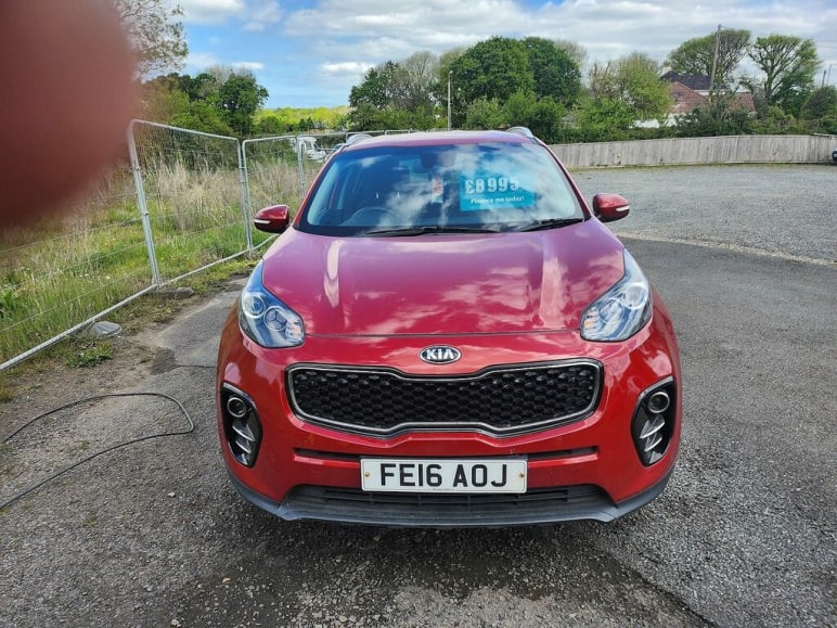 KIA SPORTAGE