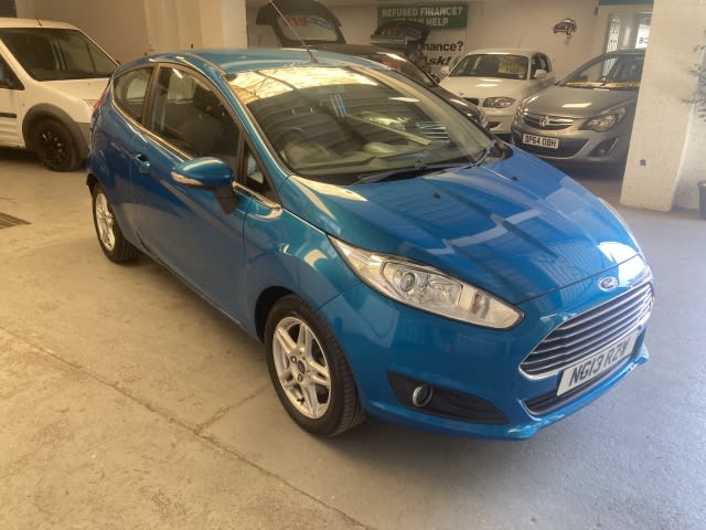 FORD FIESTA
