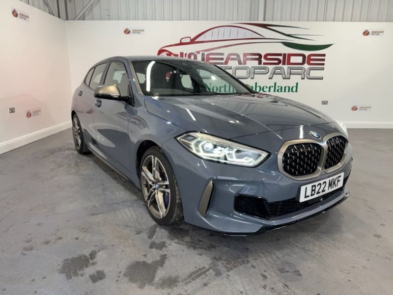 BMW 1 SERIES