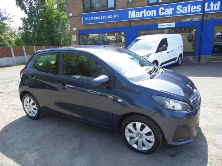 PEUGEOT 108