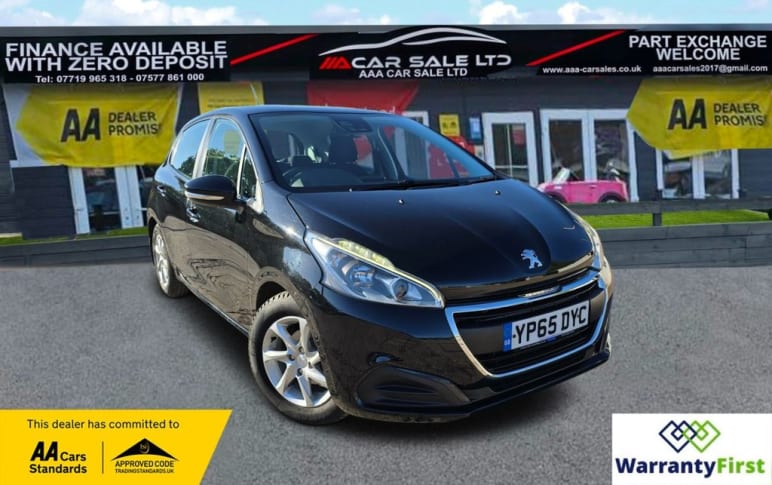 PEUGEOT 208