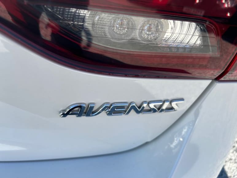 2.0 D-4D Excel Saloon 4dr Diesel Manual Euro 6 (s/
