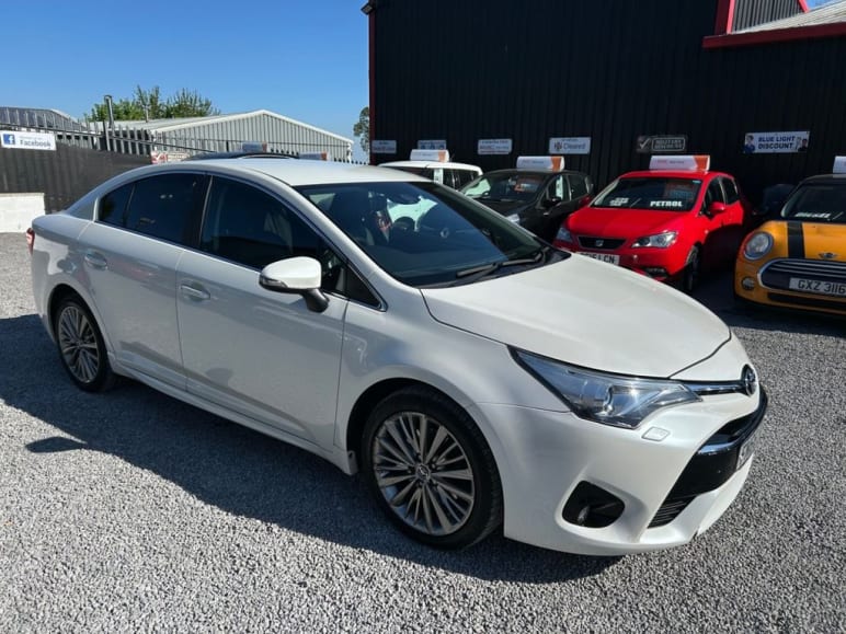2.0 D-4D Excel Saloon 4dr Diesel Manual Euro 6 (s/