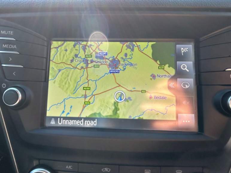 2.0 D-4D Excel Saloon 4dr Diesel Manual Euro 6 (s/